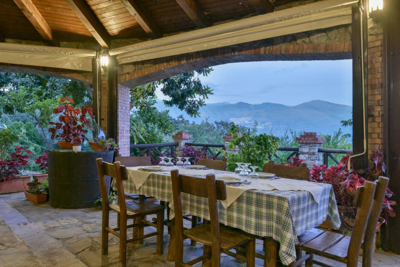 Agriturismo L'Antico Casolare Castelcivita Exterior foto